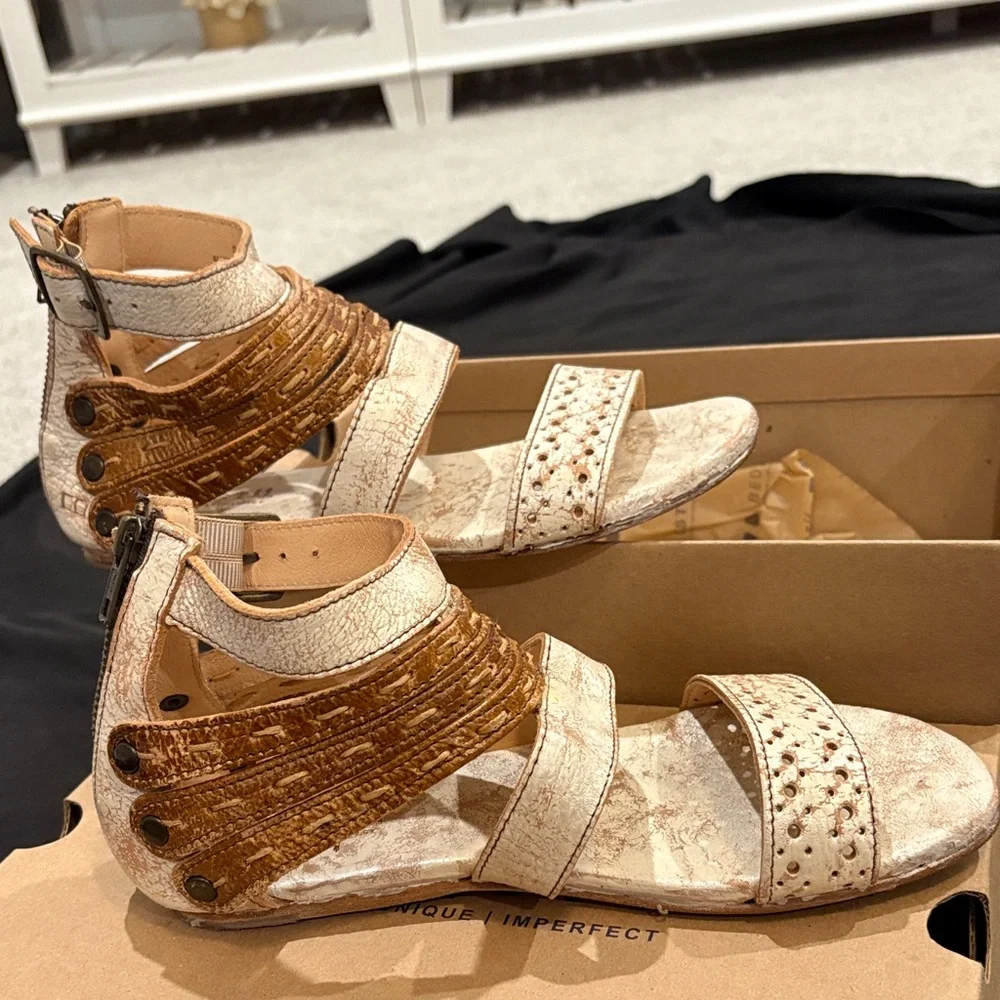 Bed Stu Cream and Tan Sandals - Picture 7 of 15